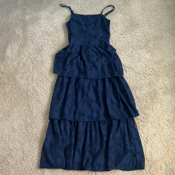 Lulu’s Navy Blue Floral Tiered Dress - XS - Picture 2 of 7